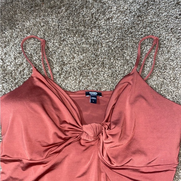 Express Body Contour Silky Knotted Front Thong Bodysuit with Removable Cups - Picture 3 of 9